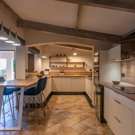 Vallee Longa - Tarra Zuria Nyaraló