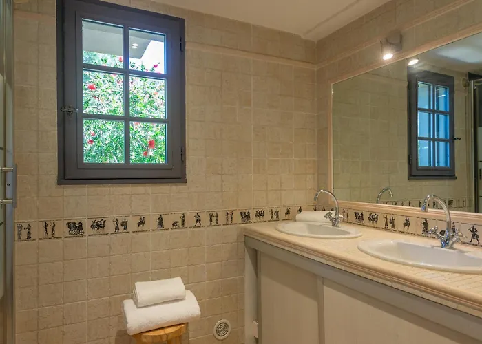 Vallee Longa - Tarra Zuria Nyaraló *